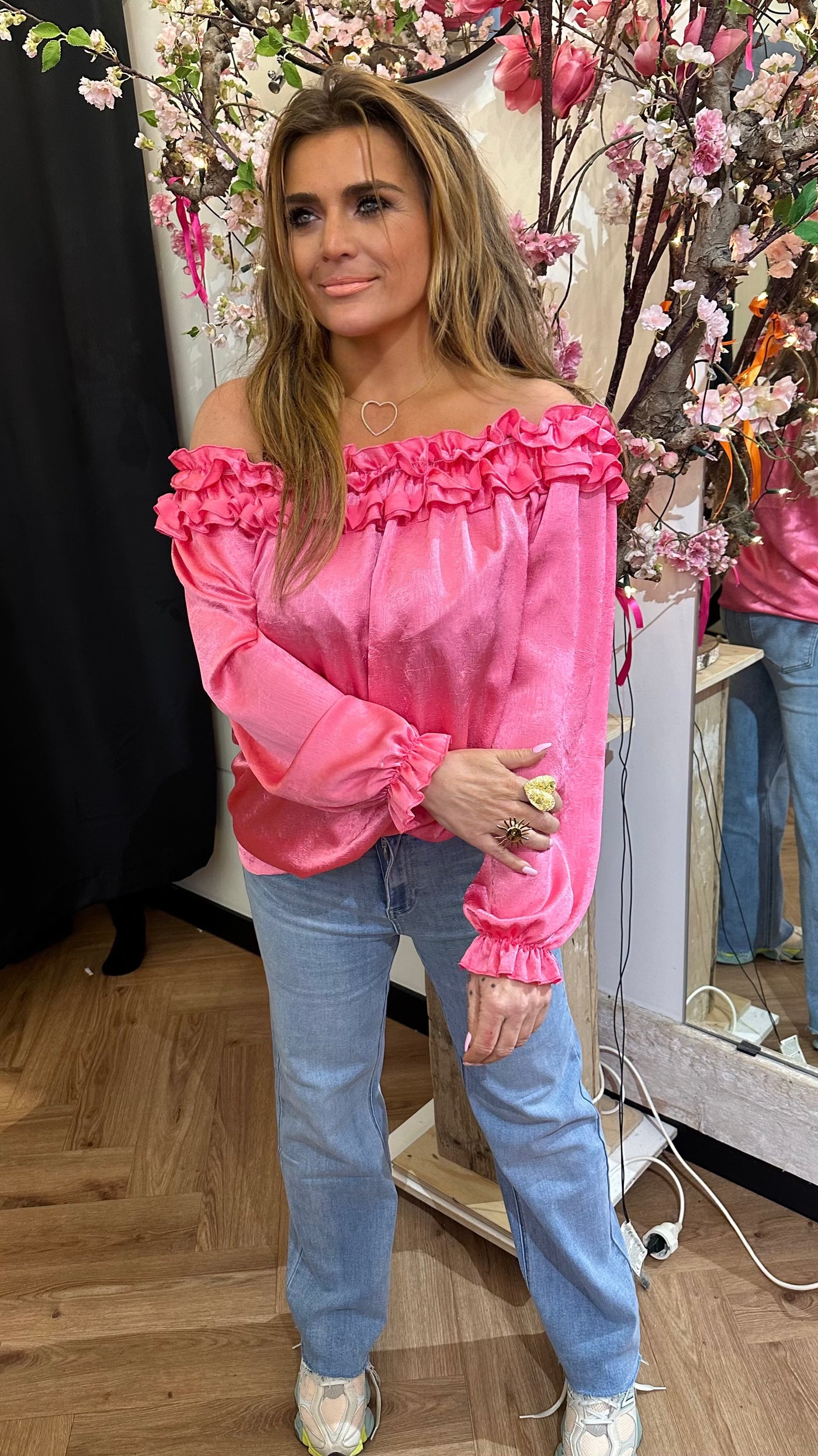 REMI RUFFLE BLOUSE PINK