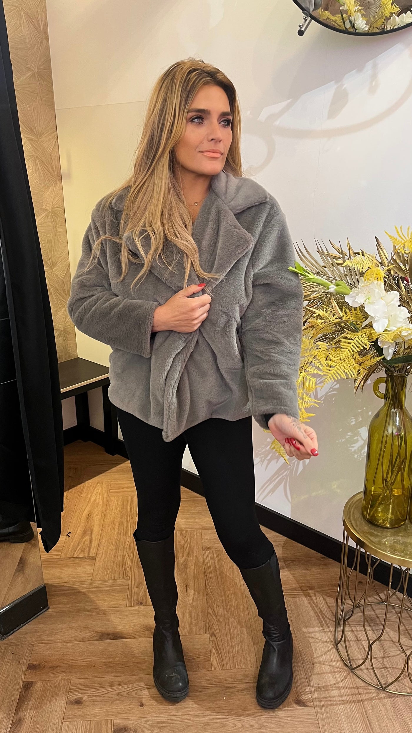 DELUXE FAKE FUR JACKET GREY